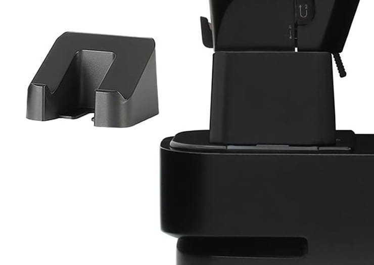 Coreの針カバーとスマートフォンスタンド
