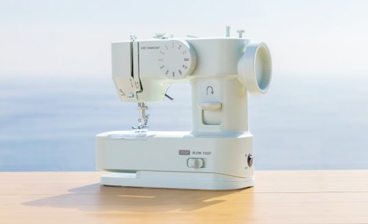 Easy Liteの正面と右側面